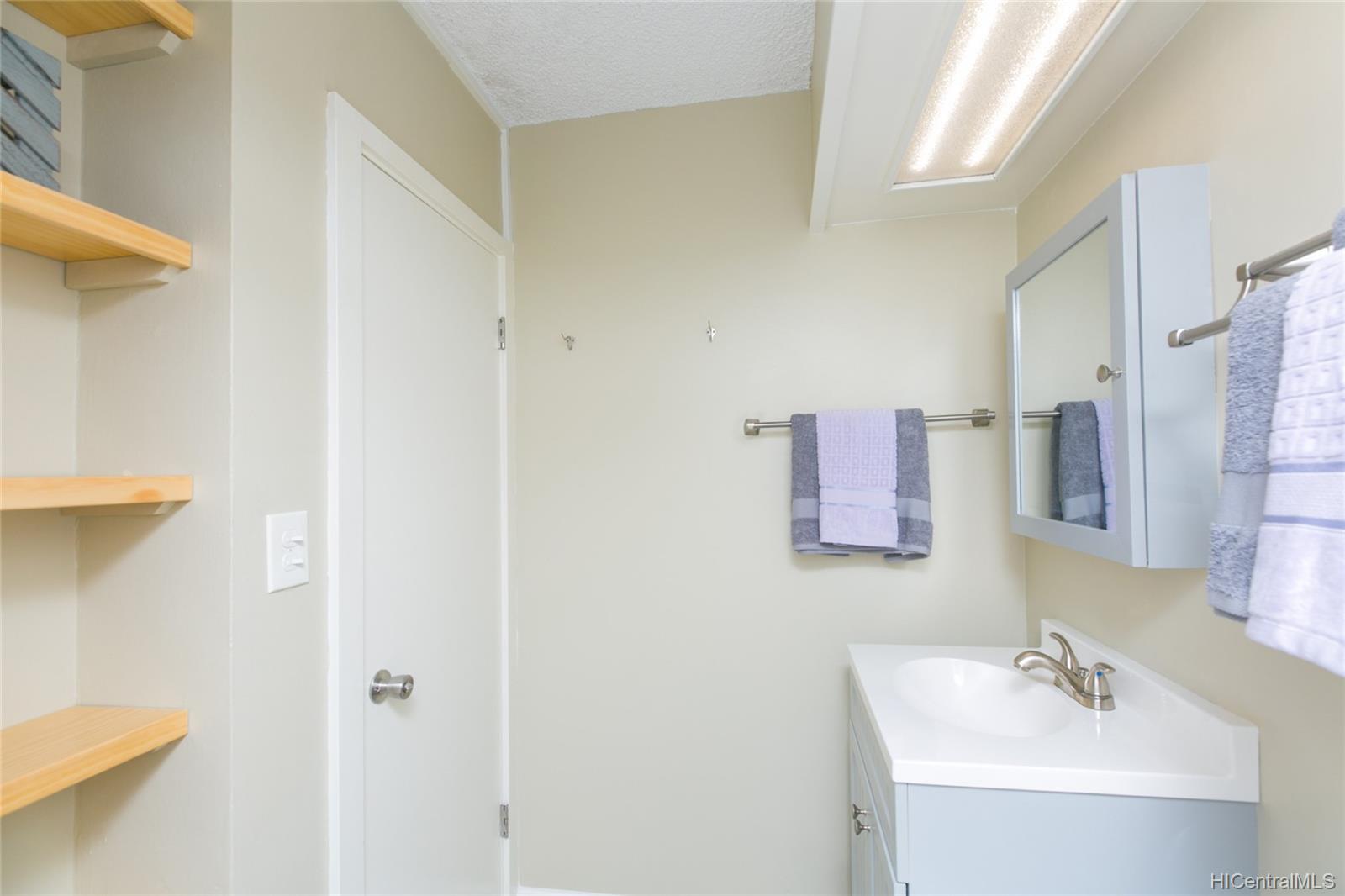 3017 Pualei Circle  Unit 216