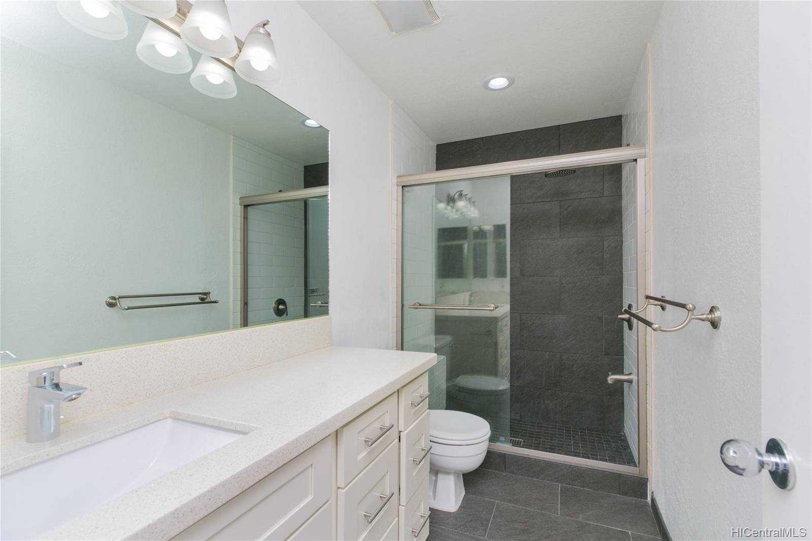 572 Mananai Place  Unit 20A
