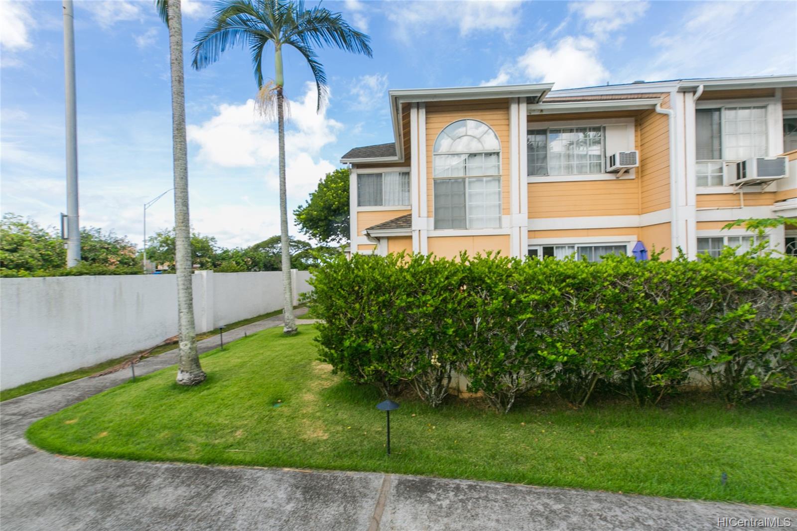 572 Mananai Place  Unit 20A