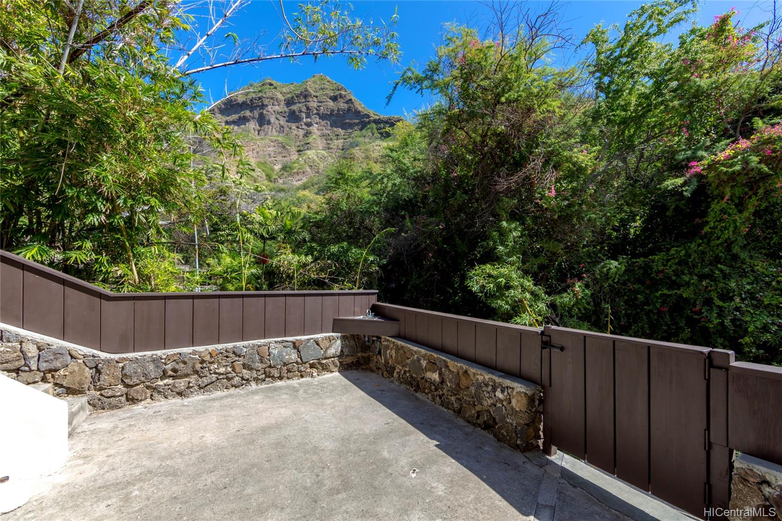 2999 Makalei Place