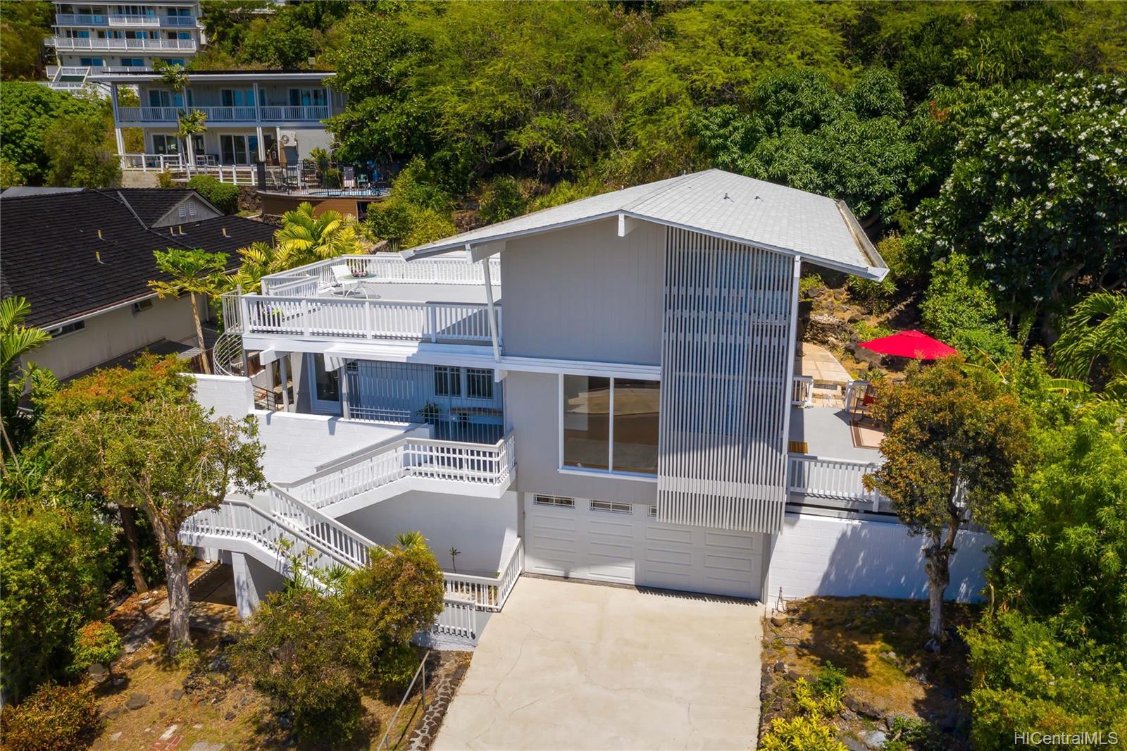 4846 Analii Street
