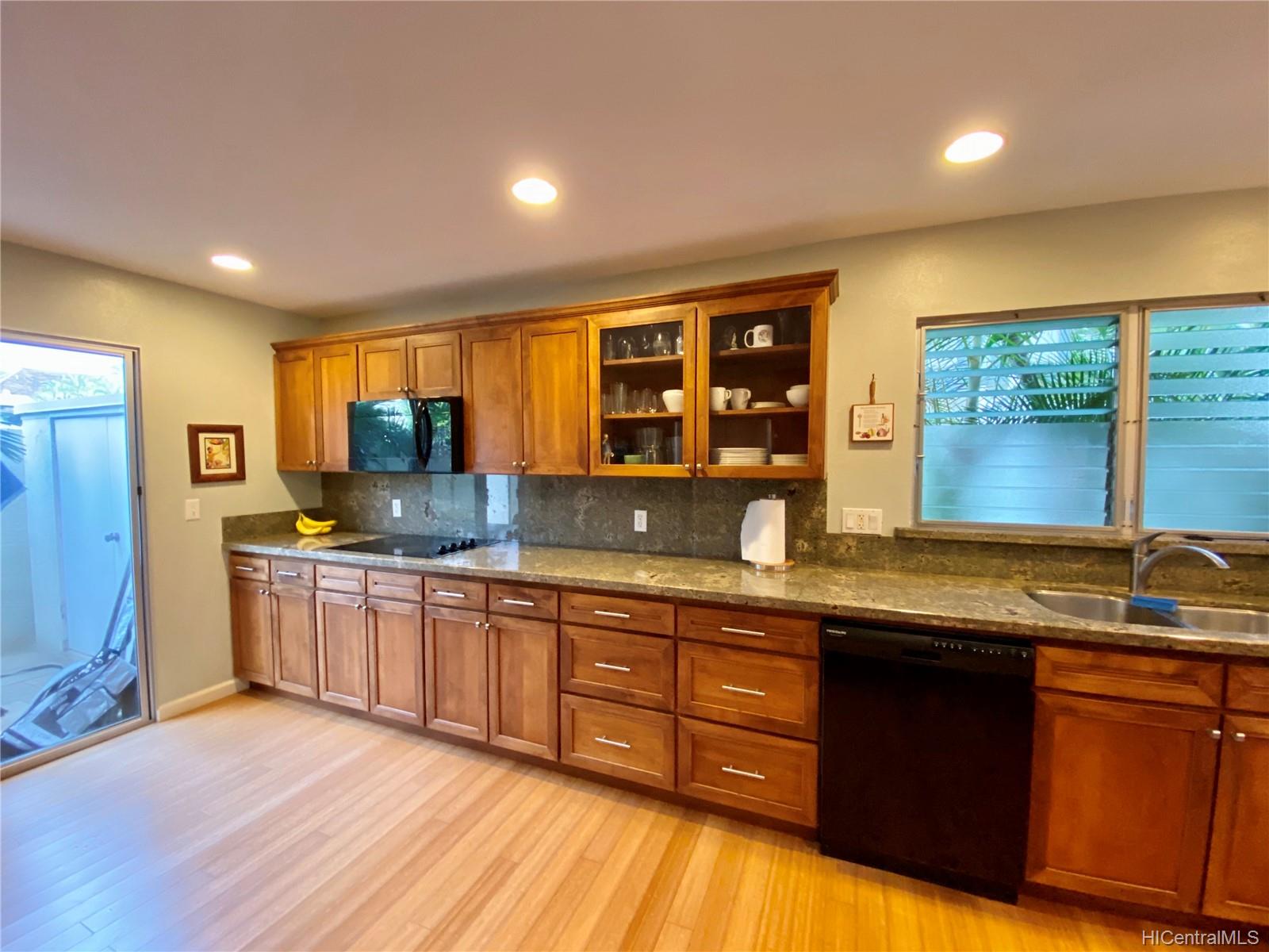 205 Kawaihae Street  Unit A6