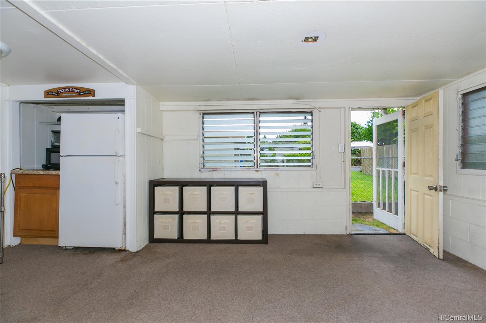 609 Olomana Street
