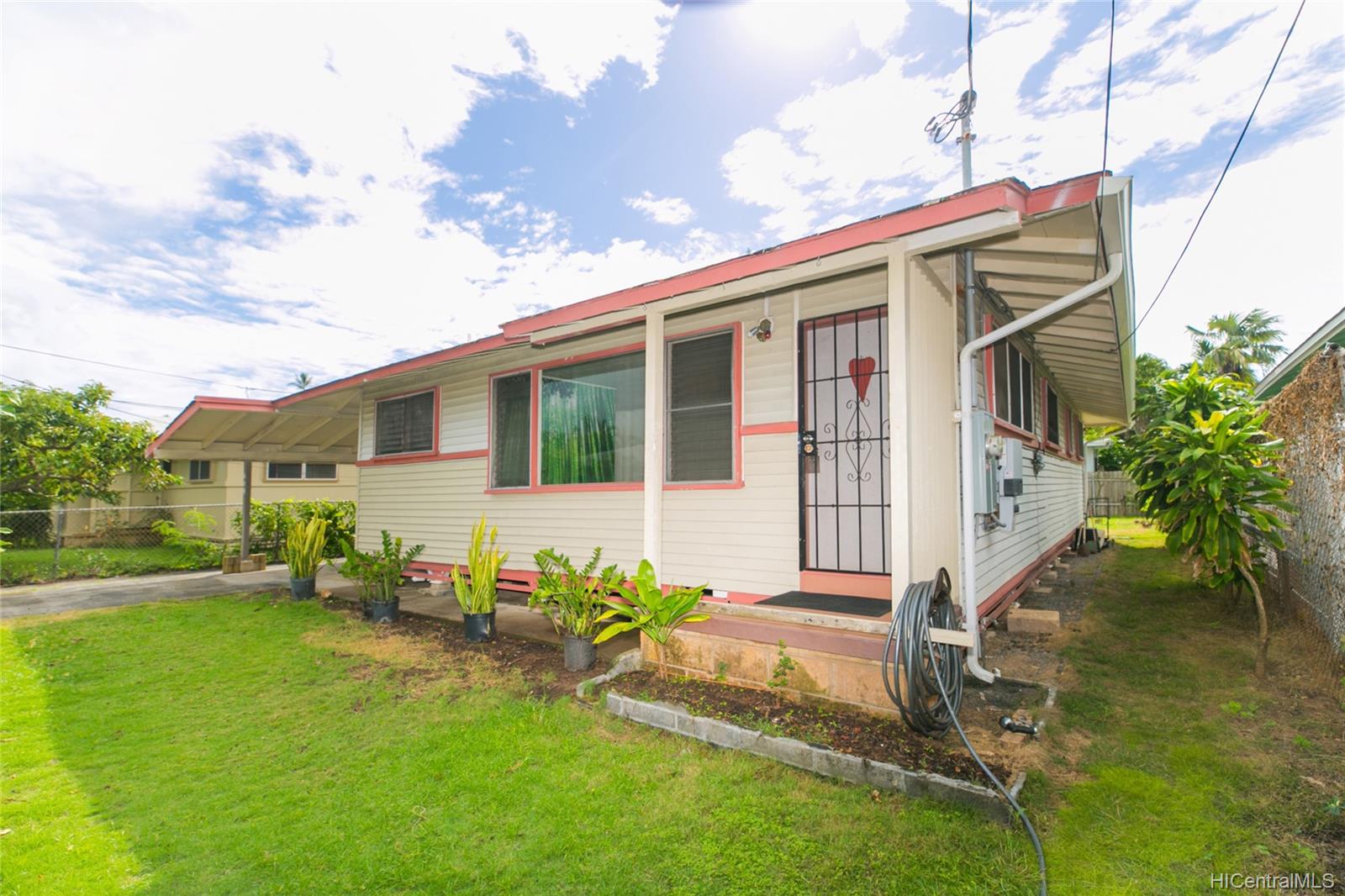 609 Olomana Street