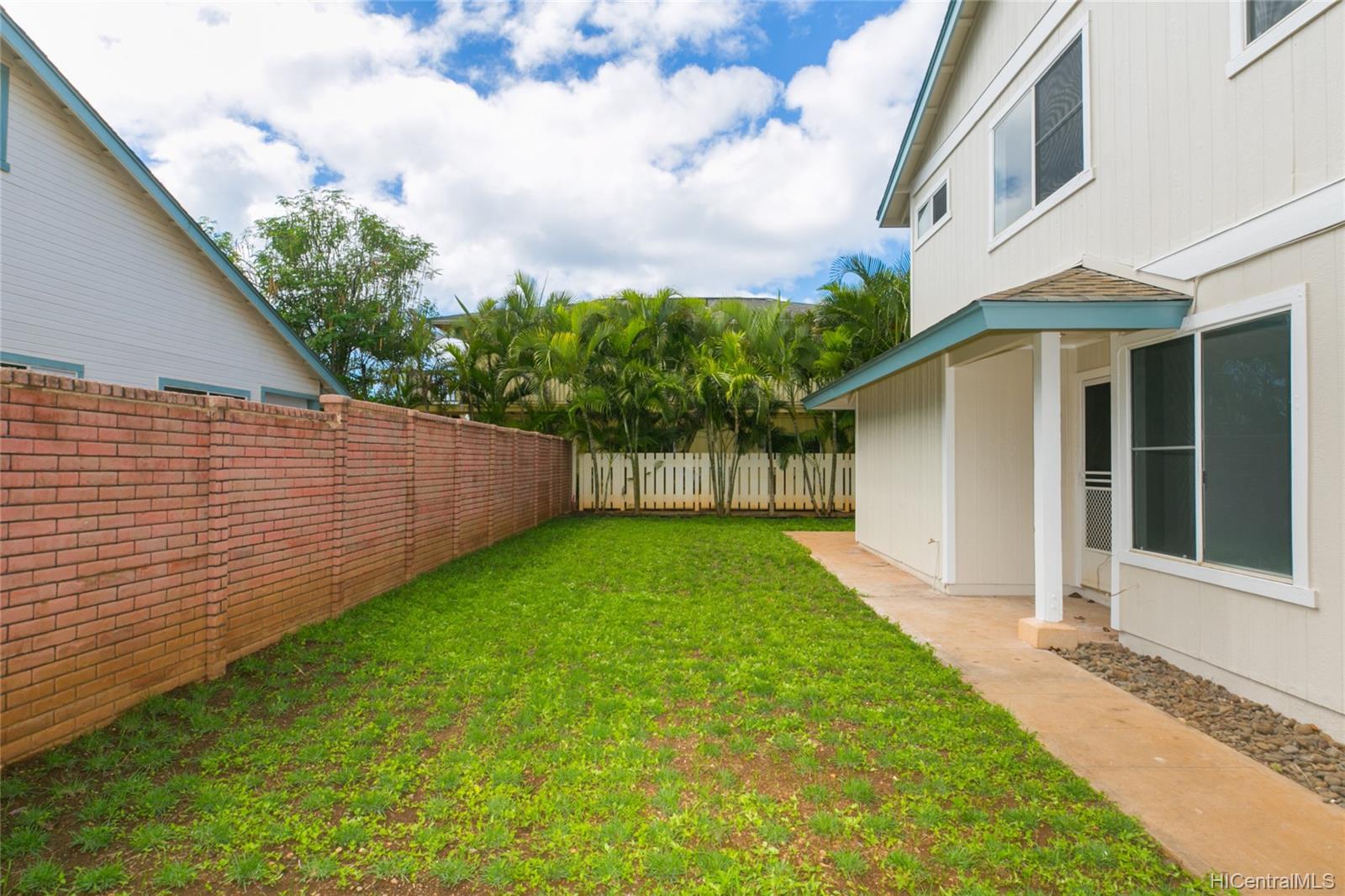 87-865 Kulauku Street