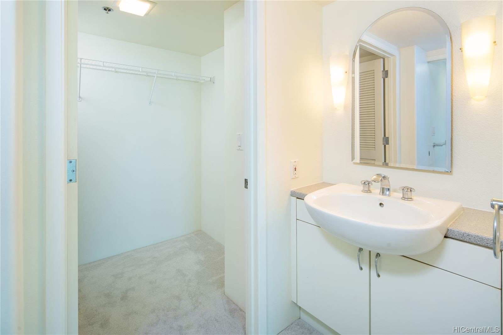 801 S King Street  Unit 1903