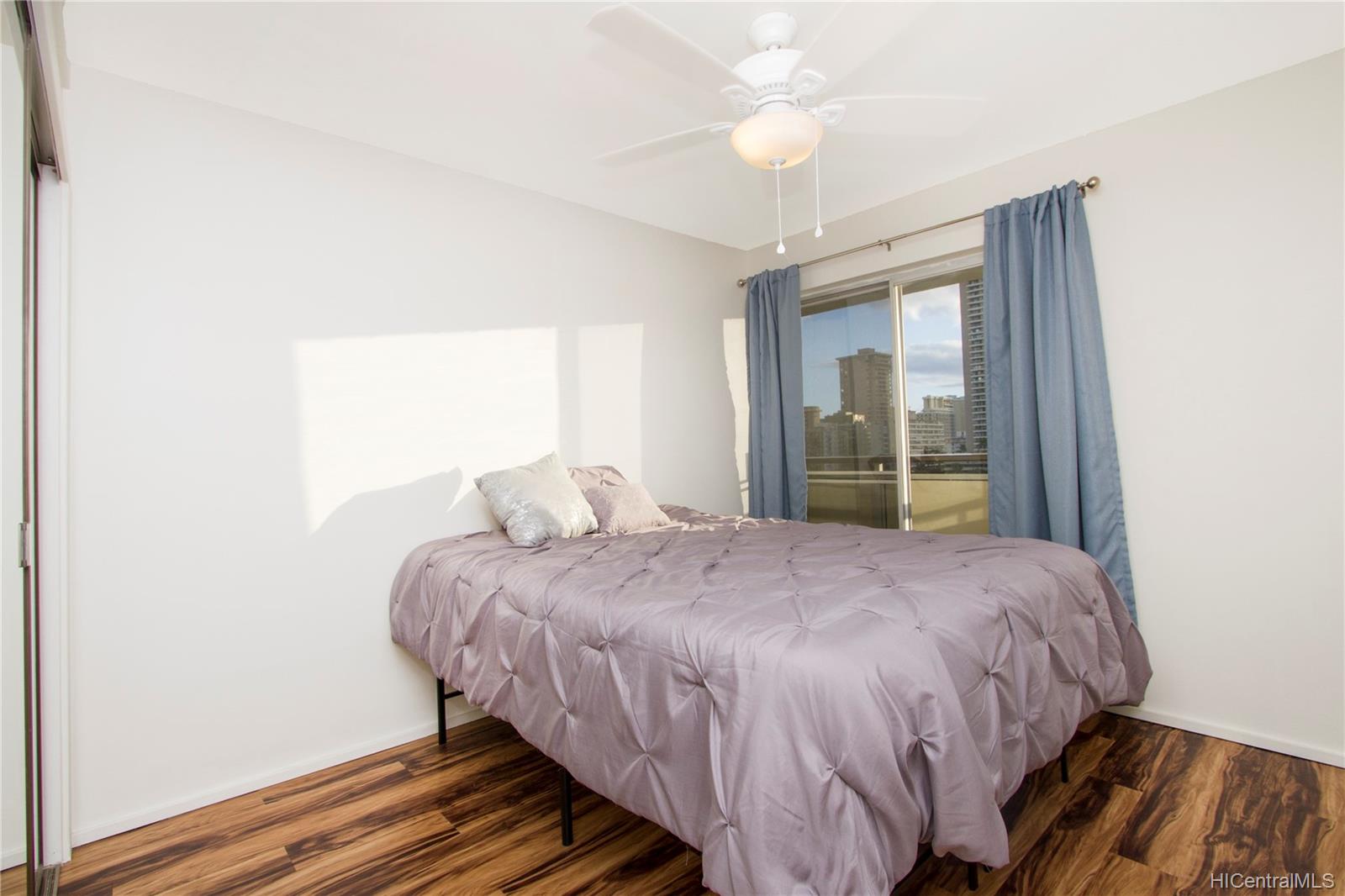 509 University Avenue  Unit 703
