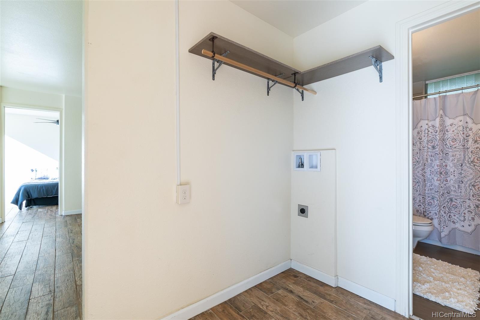 95-2044 Waikalani Place  Unit C102