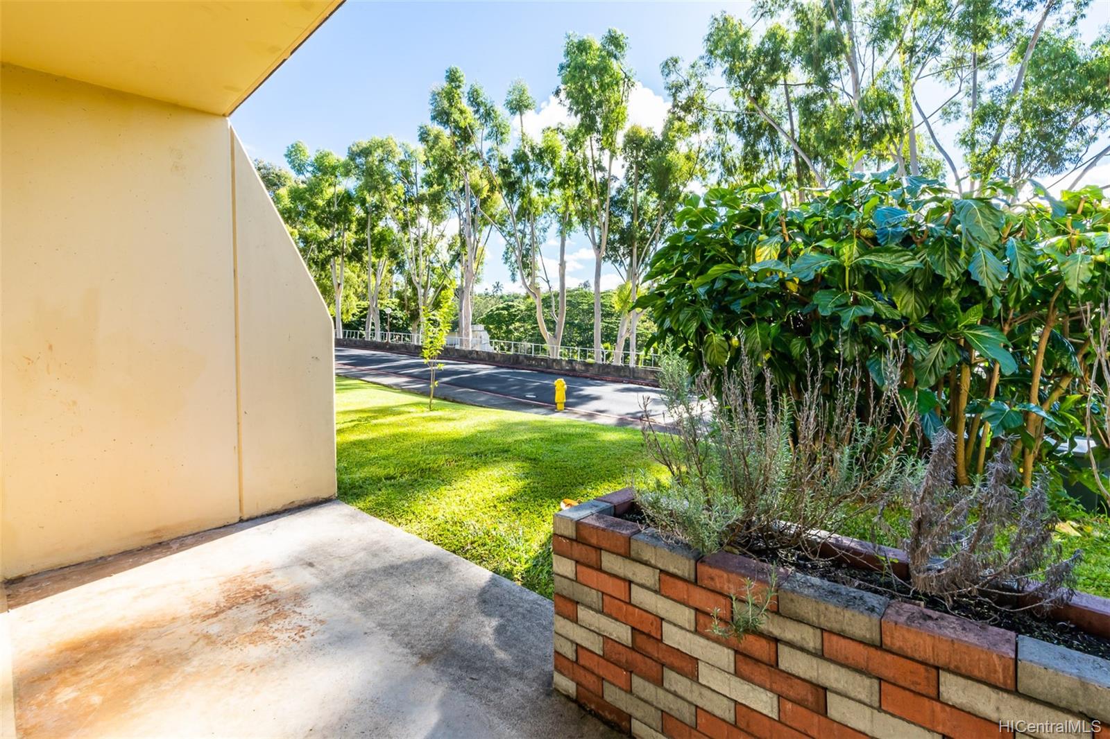 95-2044 Waikalani Place  Unit C102