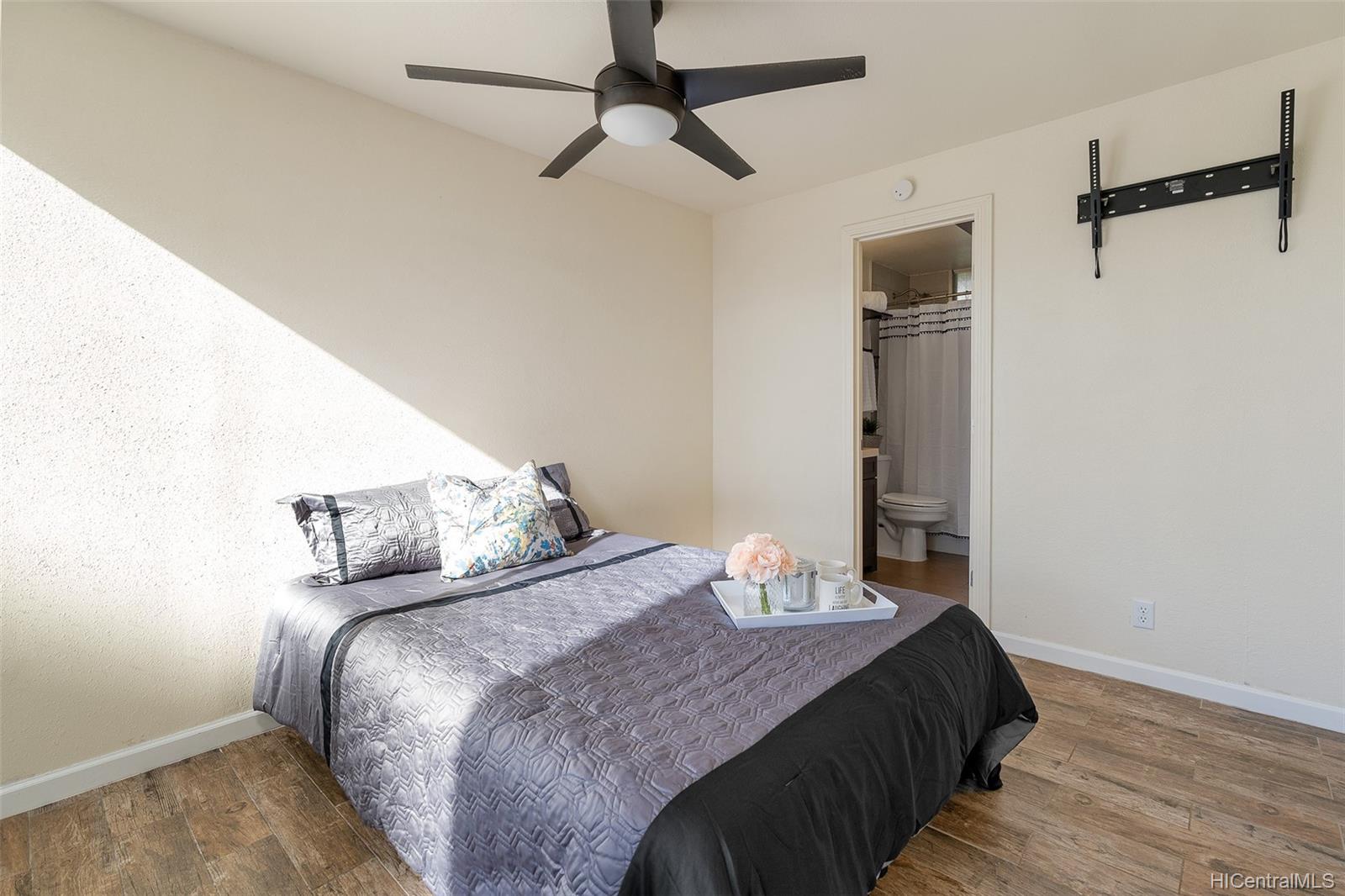 95-2044 Waikalani Place  Unit C102