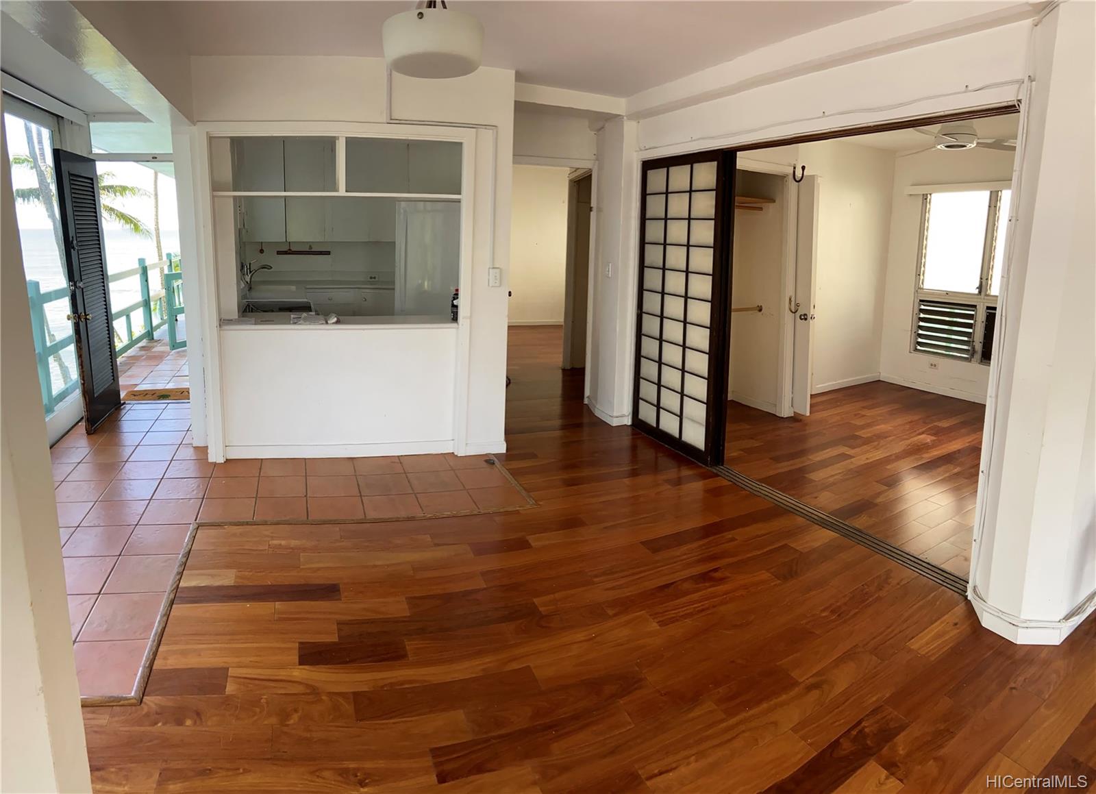 2957 Kalakaua Avenue  Unit 415
