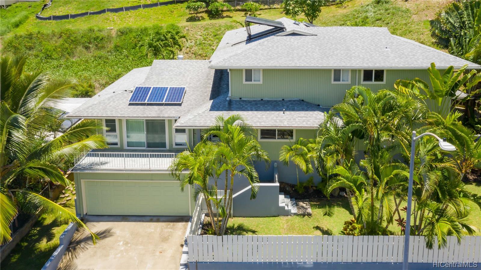 1386 Nanialii Street