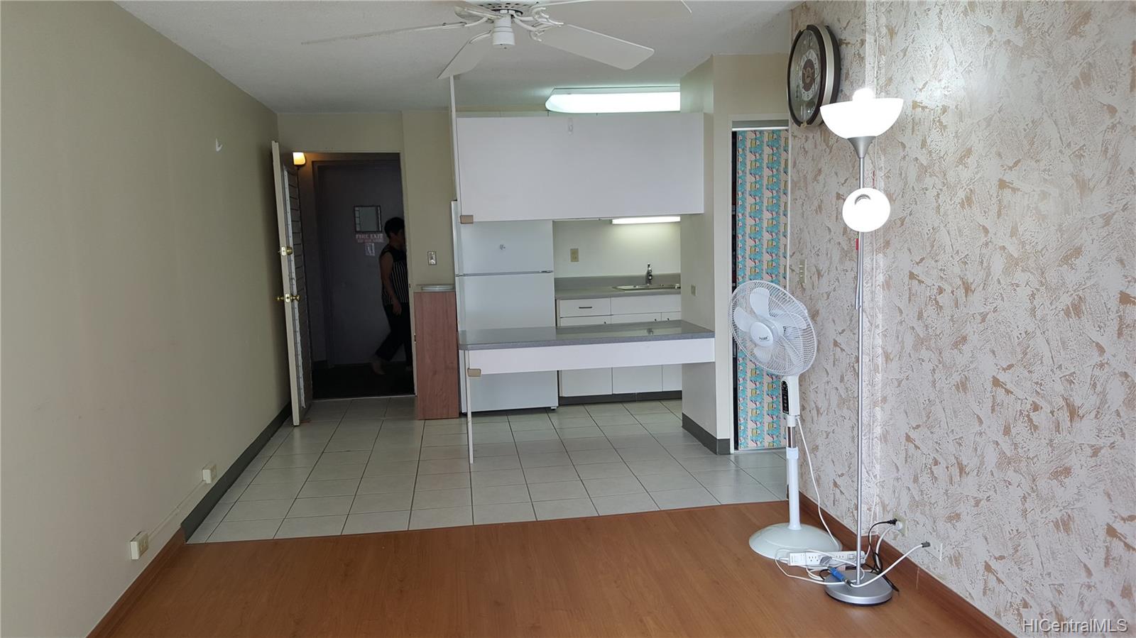 2651 Kuilei Street  Unit B84