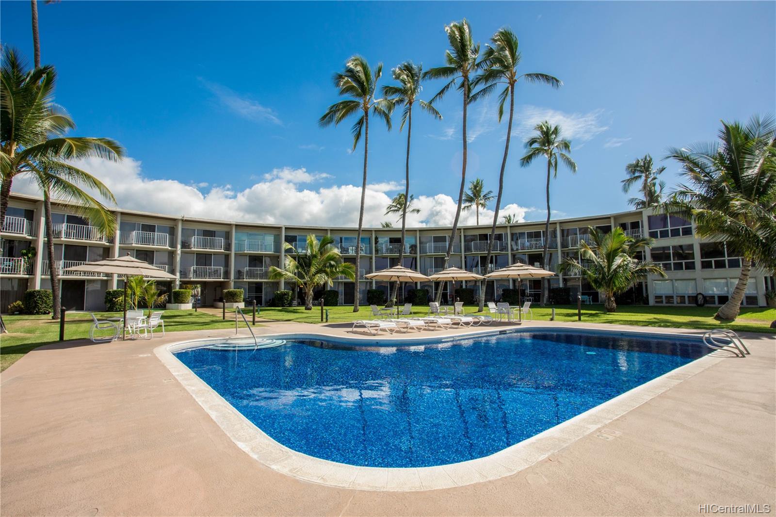 87-561 Farrington Highway  Unit 109