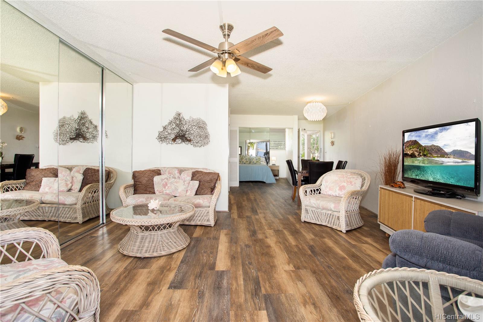 87-561 Farrington Highway  Unit 109