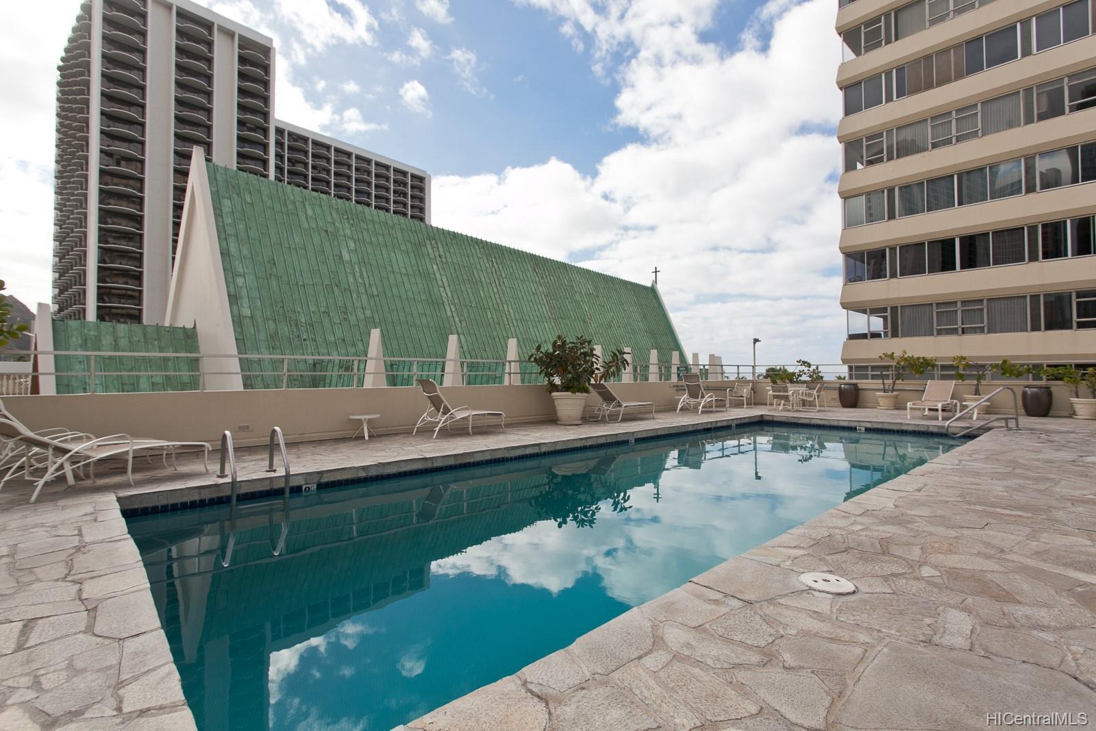 2500 Kalakaua Avenue  Unit 503