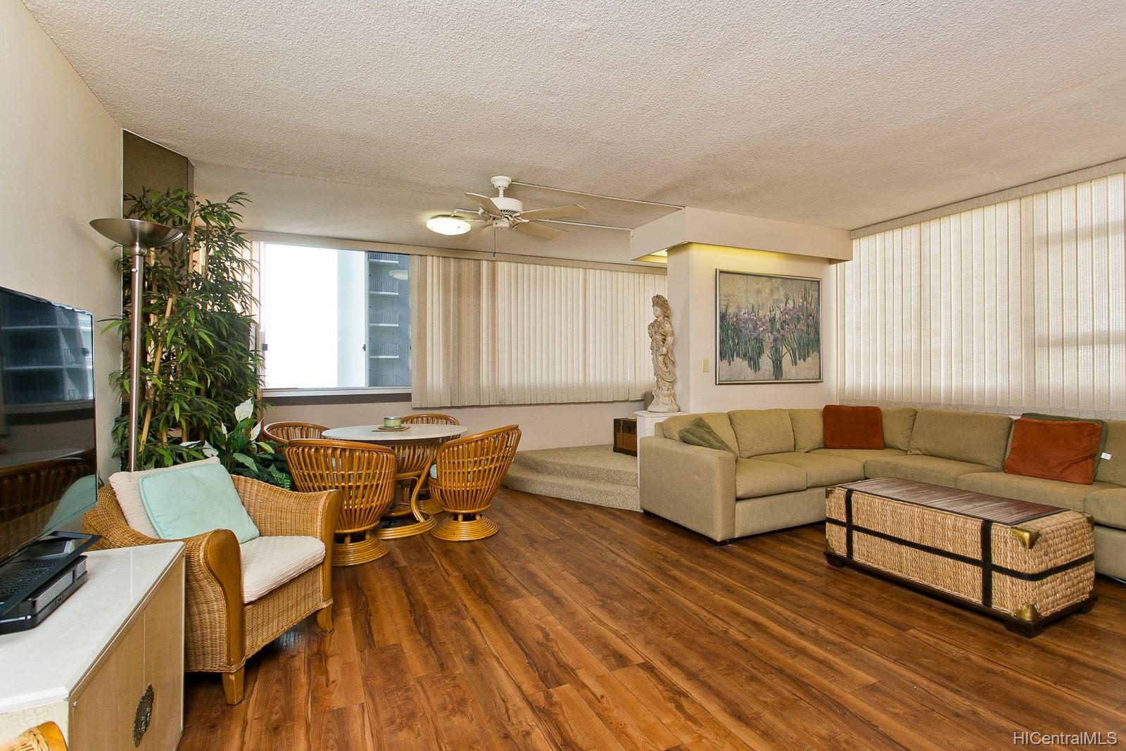 2500 Kalakaua Avenue  Unit 503