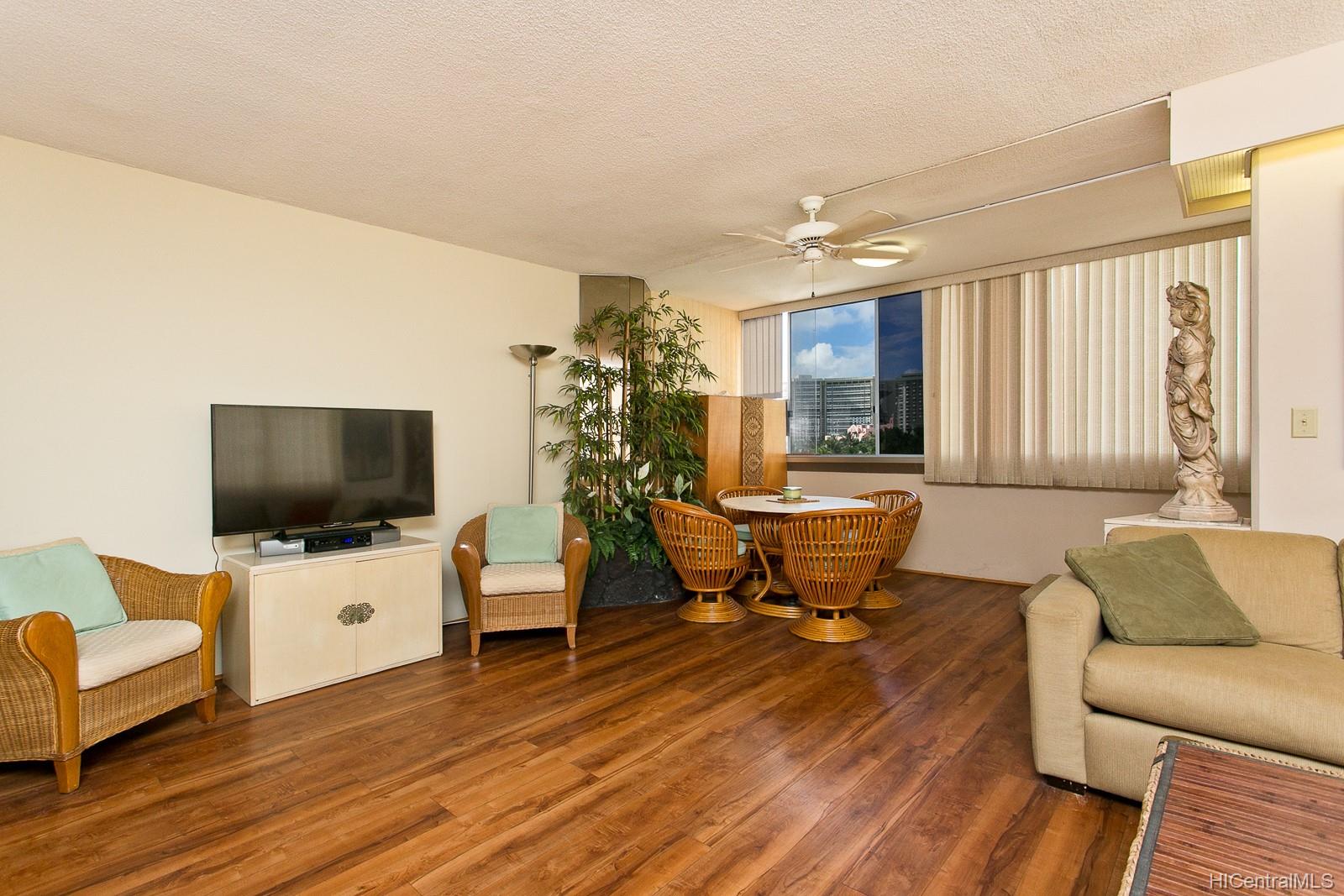 2500 Kalakaua Avenue  Unit 503