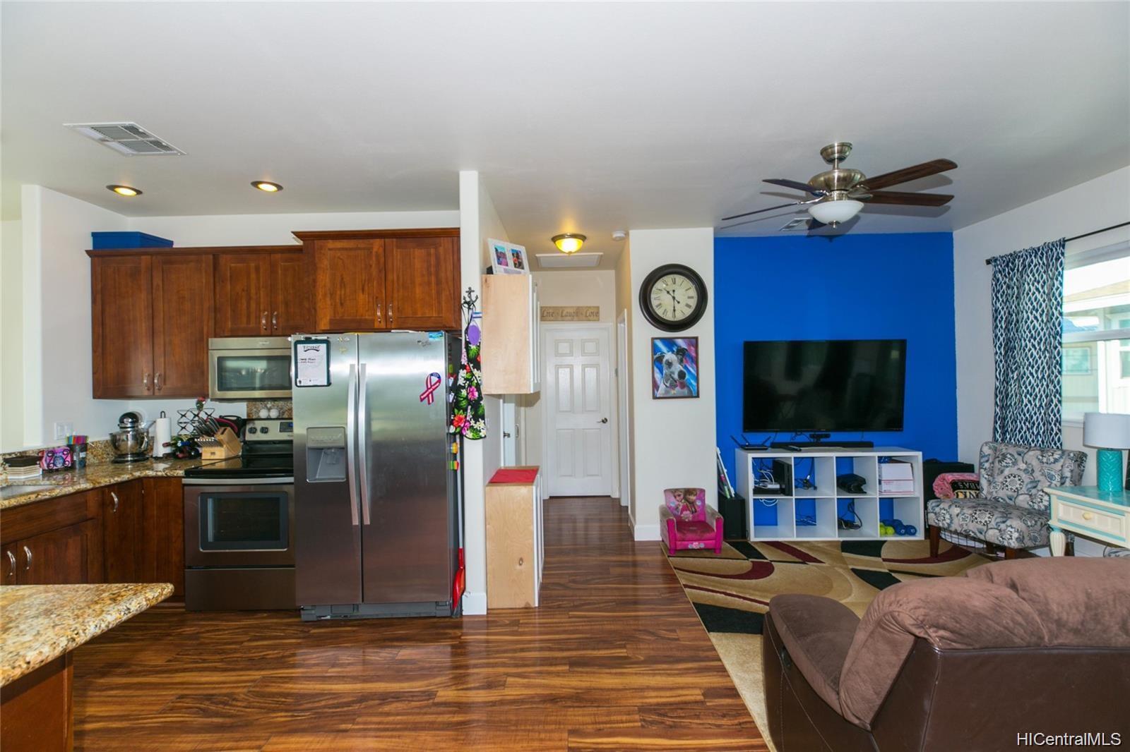 87-1720 Farrington Highway  Unit 4