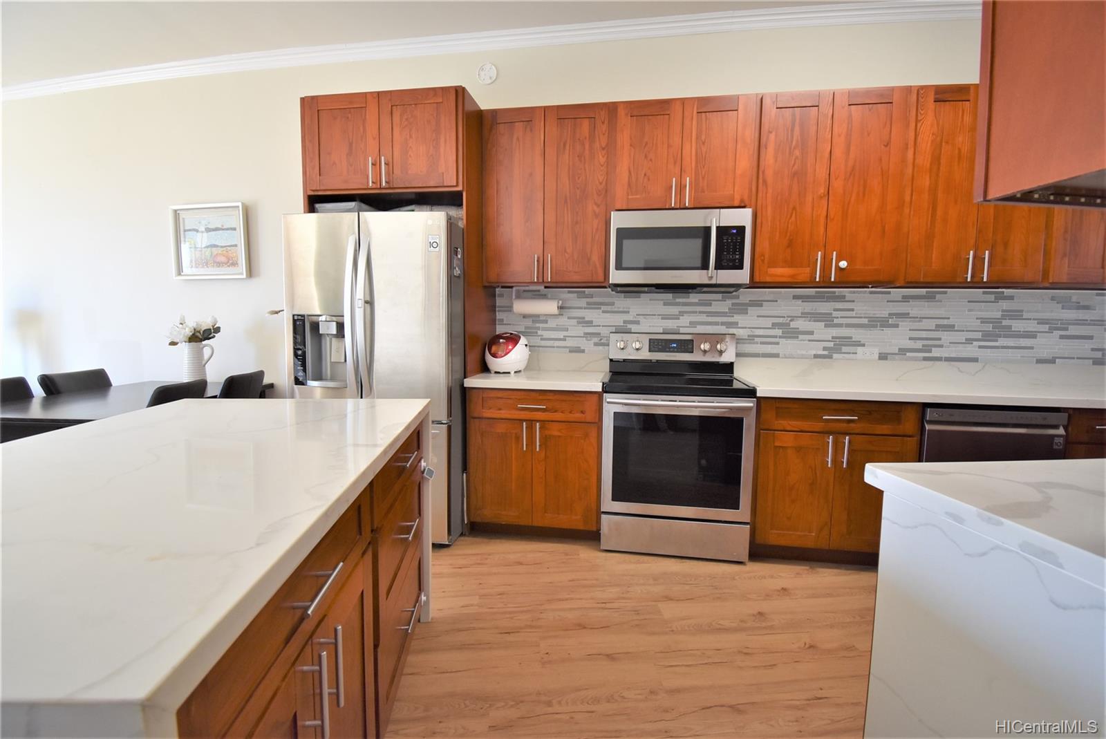 469 Ena Road  Unit 2103