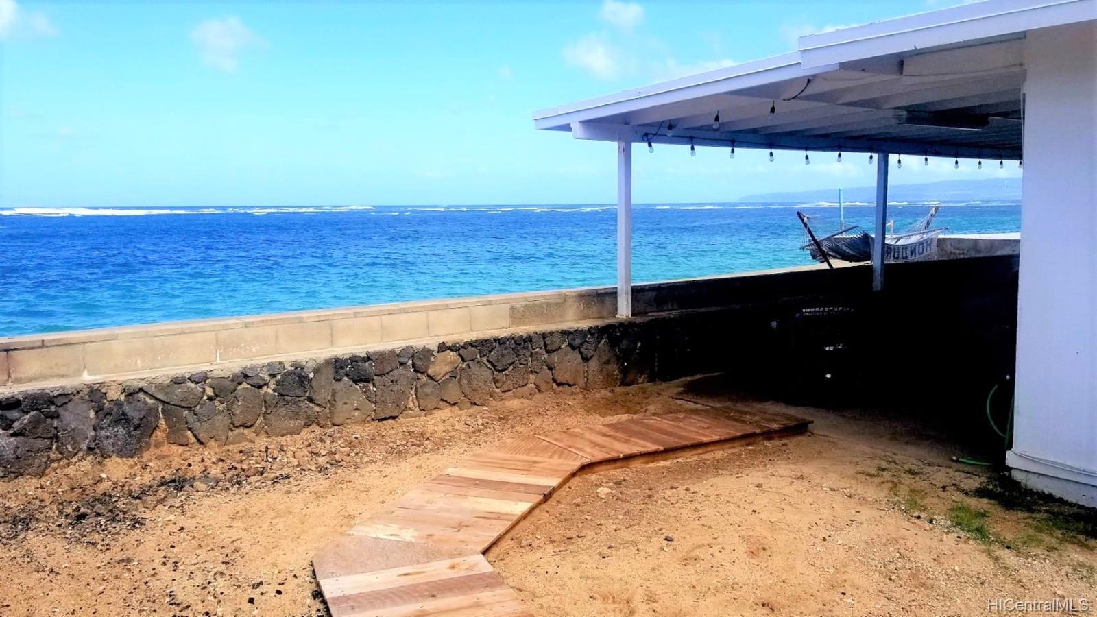 68-695 Farrington Highway