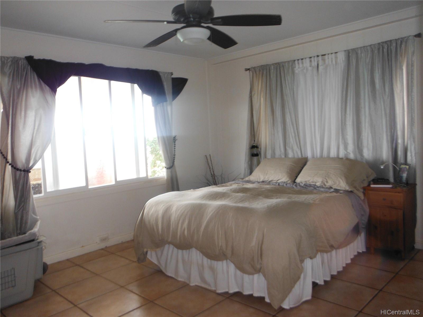 68-695 Farrington Highway