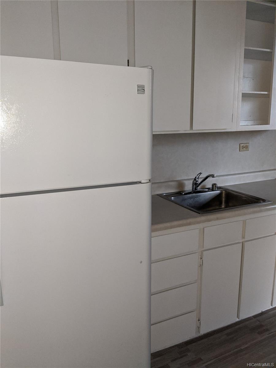 1630 Liholiho Street  Unit 1404