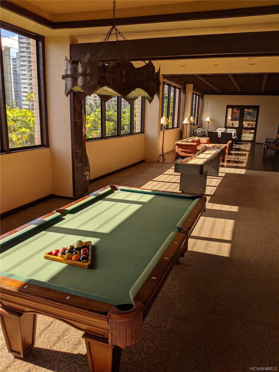 1630 Liholiho Street  Unit 1404
