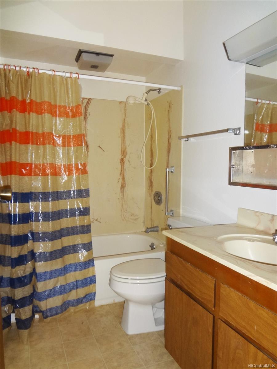 98-1361 Koaheahe Place  Unit 119