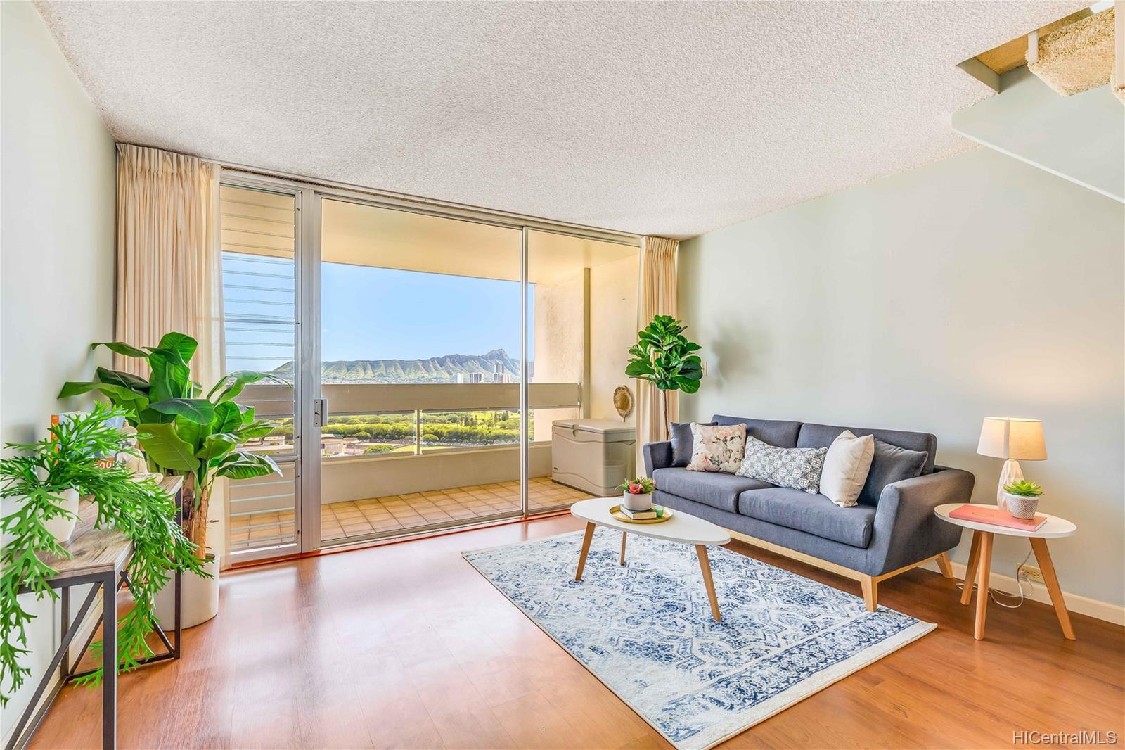 555 University Avenue  Unit 2606