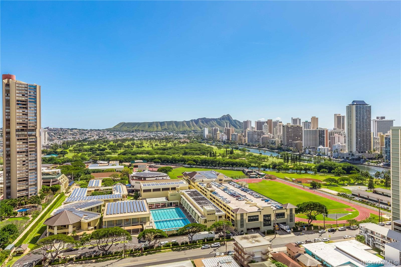 555 University Avenue  Unit 2606