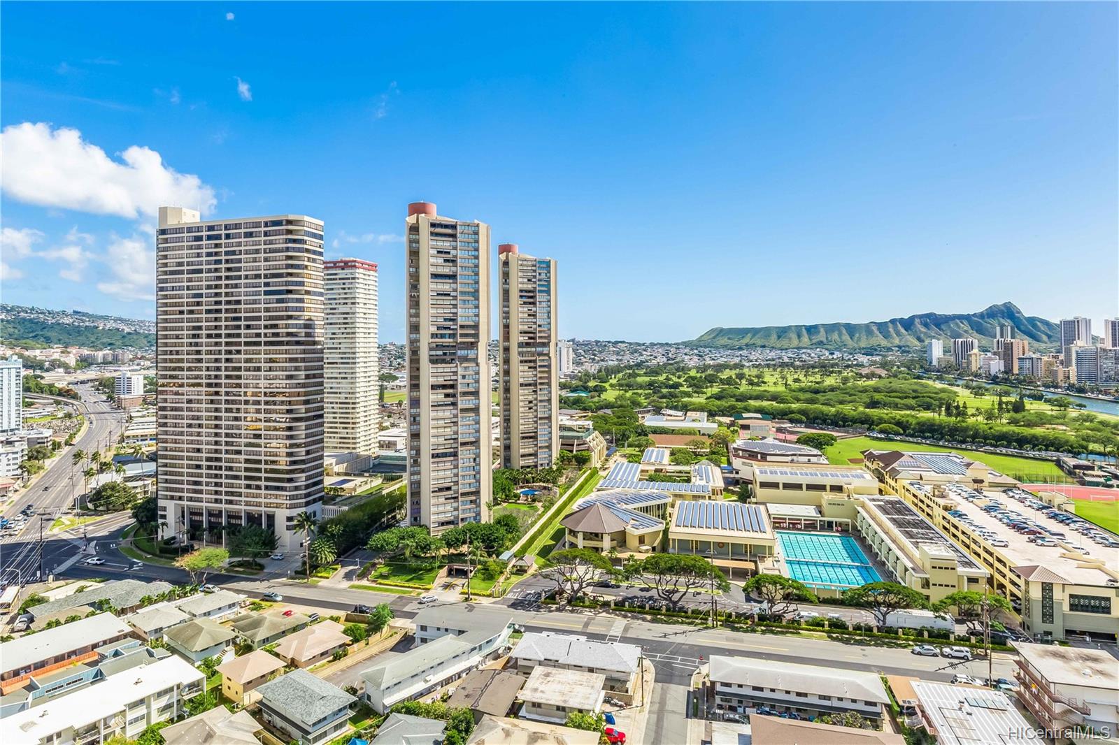 555 University Avenue  Unit 2606