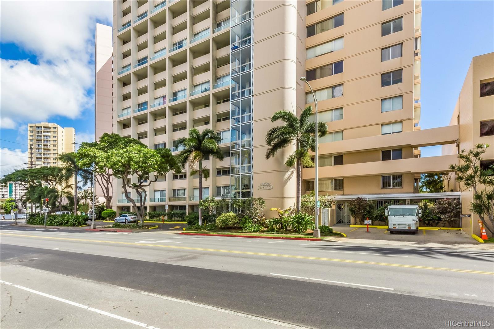 555 University Avenue  Unit 2606
