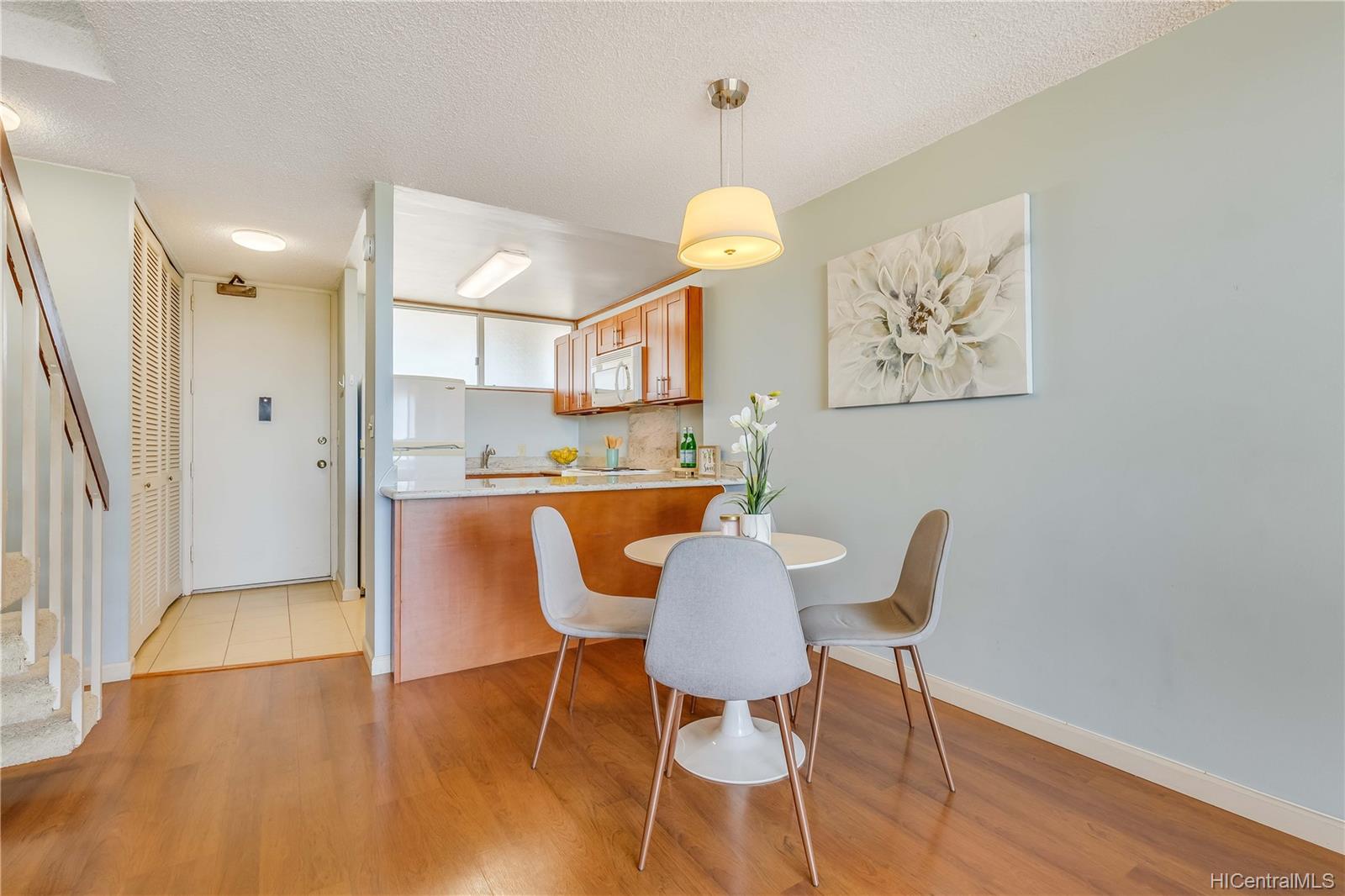 555 University Avenue  Unit 2606