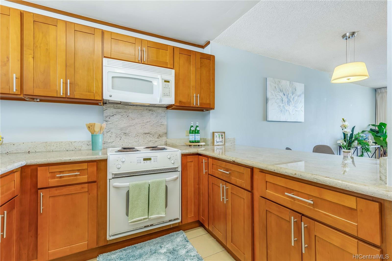 555 University Avenue  Unit 2606