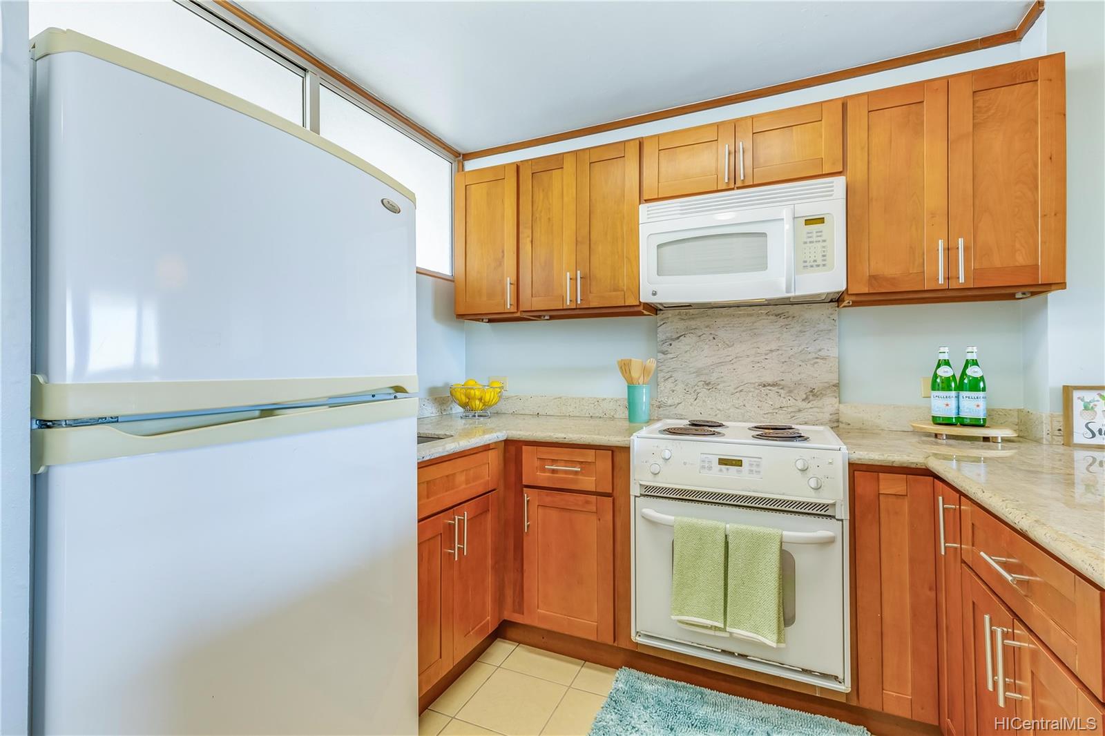 555 University Avenue  Unit 2606
