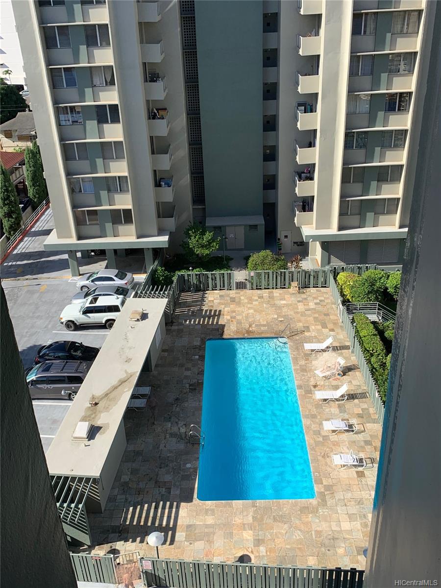 2651 Kuilei Street  Unit B84