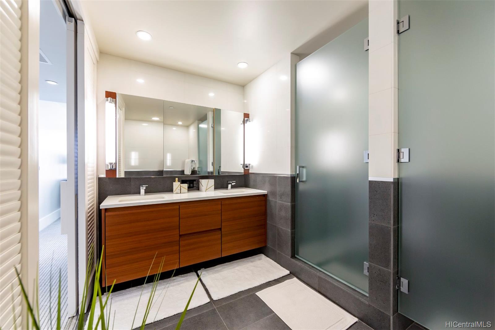 1108 Auahi Street  Unit 2600