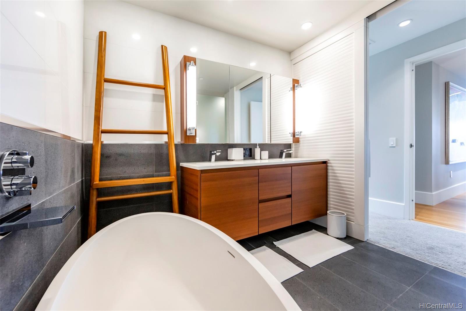 1108 Auahi Street  Unit 2600