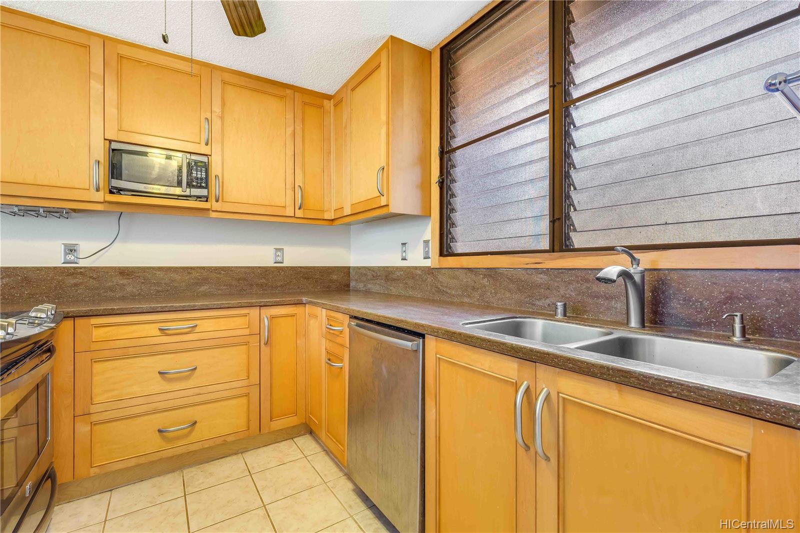 1015 Aoloa Place  Unit 451