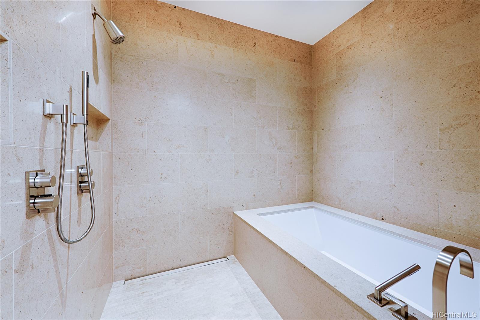 1388 Ala Moana Boulevard  Unit 5802