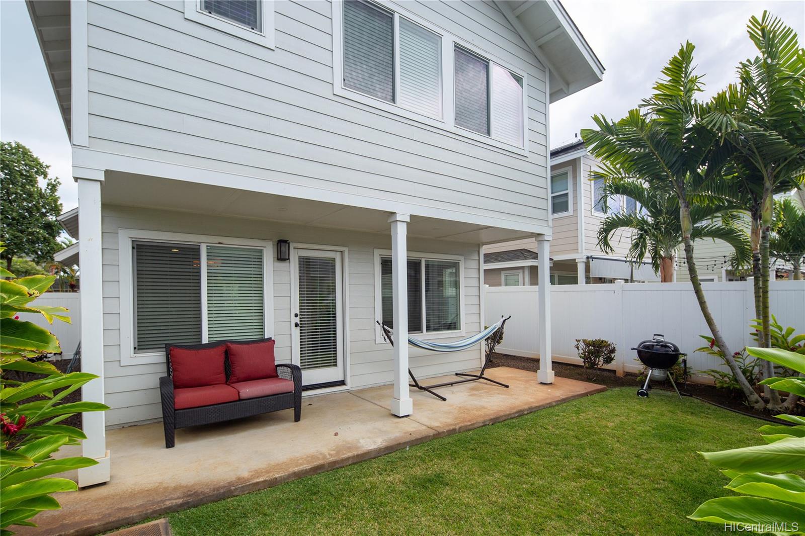 91-1286 Kaileolea Drive