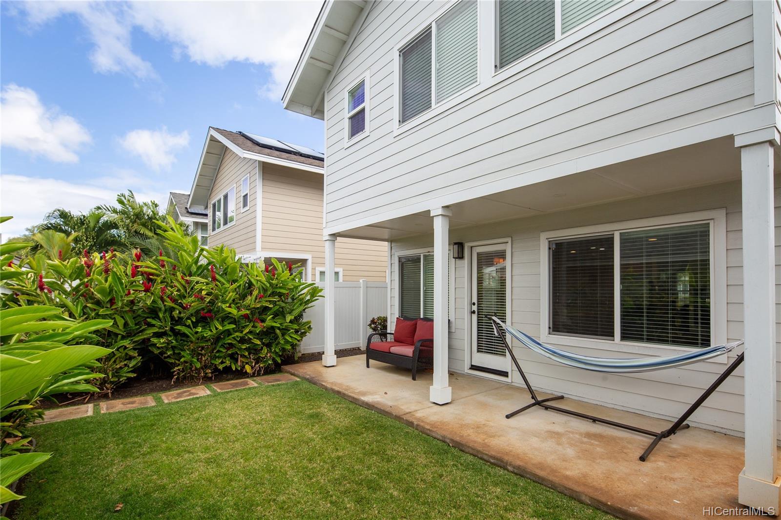 91-1286 Kaileolea Drive