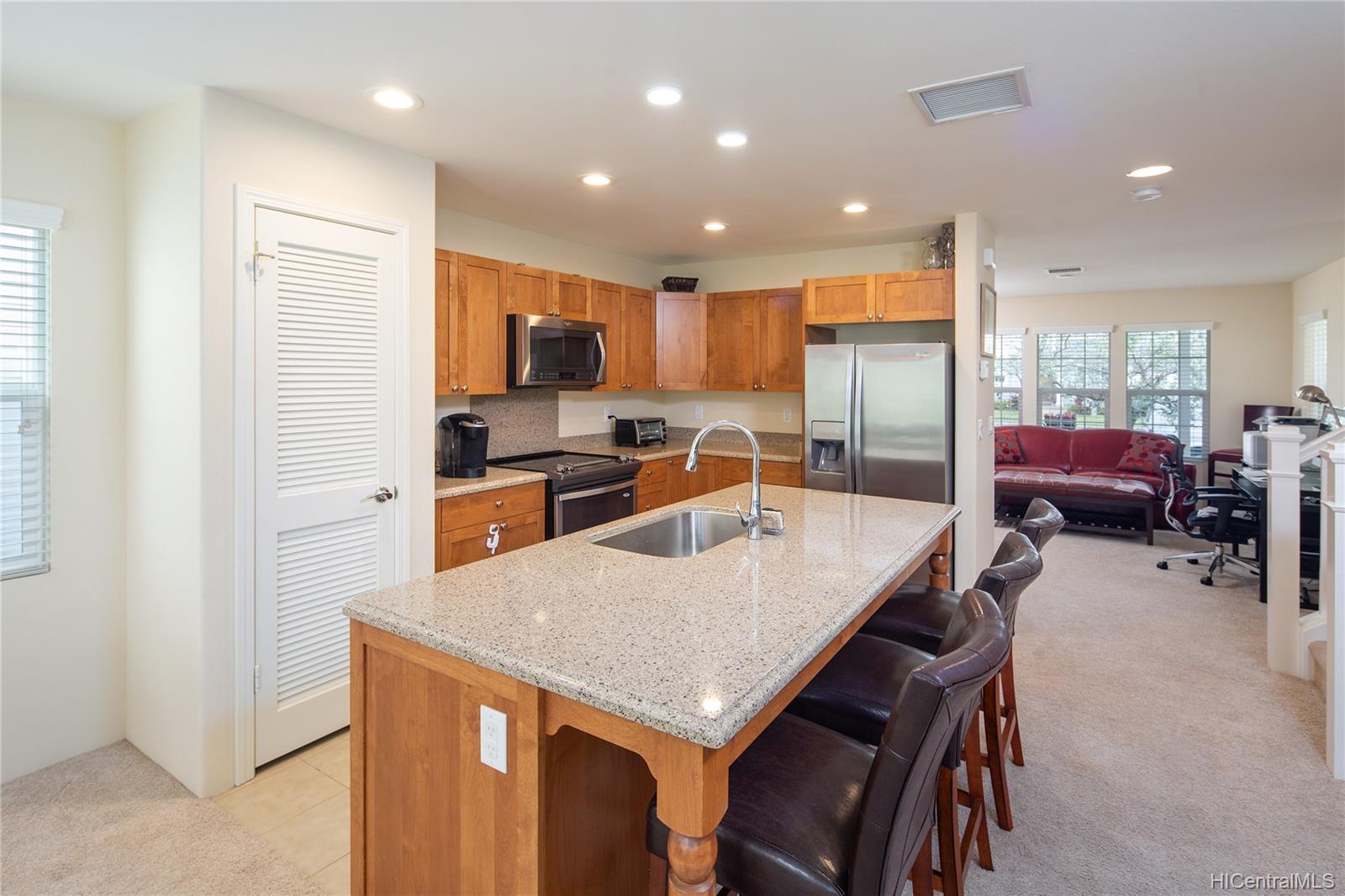 91-1286 Kaileolea Drive