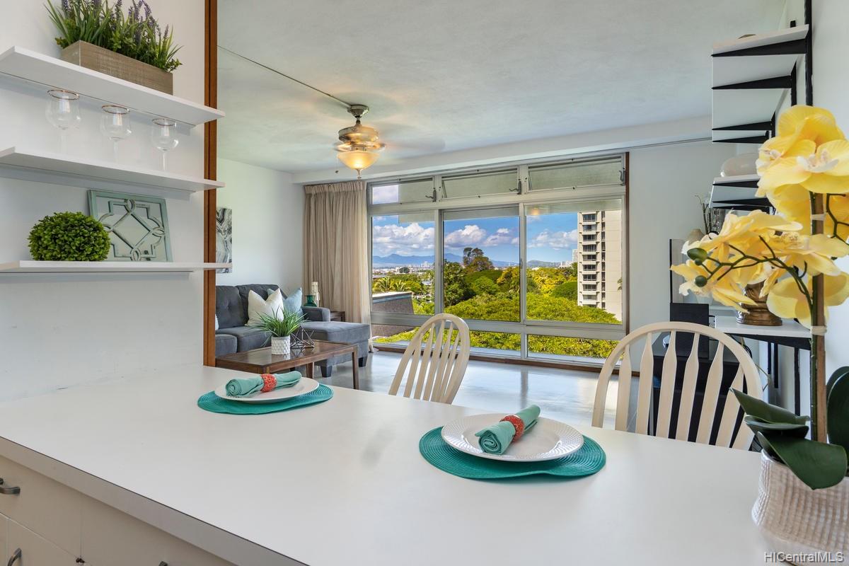 1511 Nuuanu Avenue  Unit 724