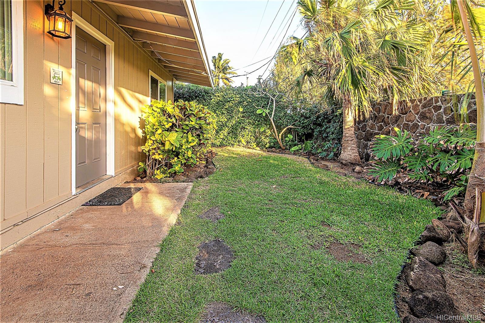 68-697 Farrington Highway