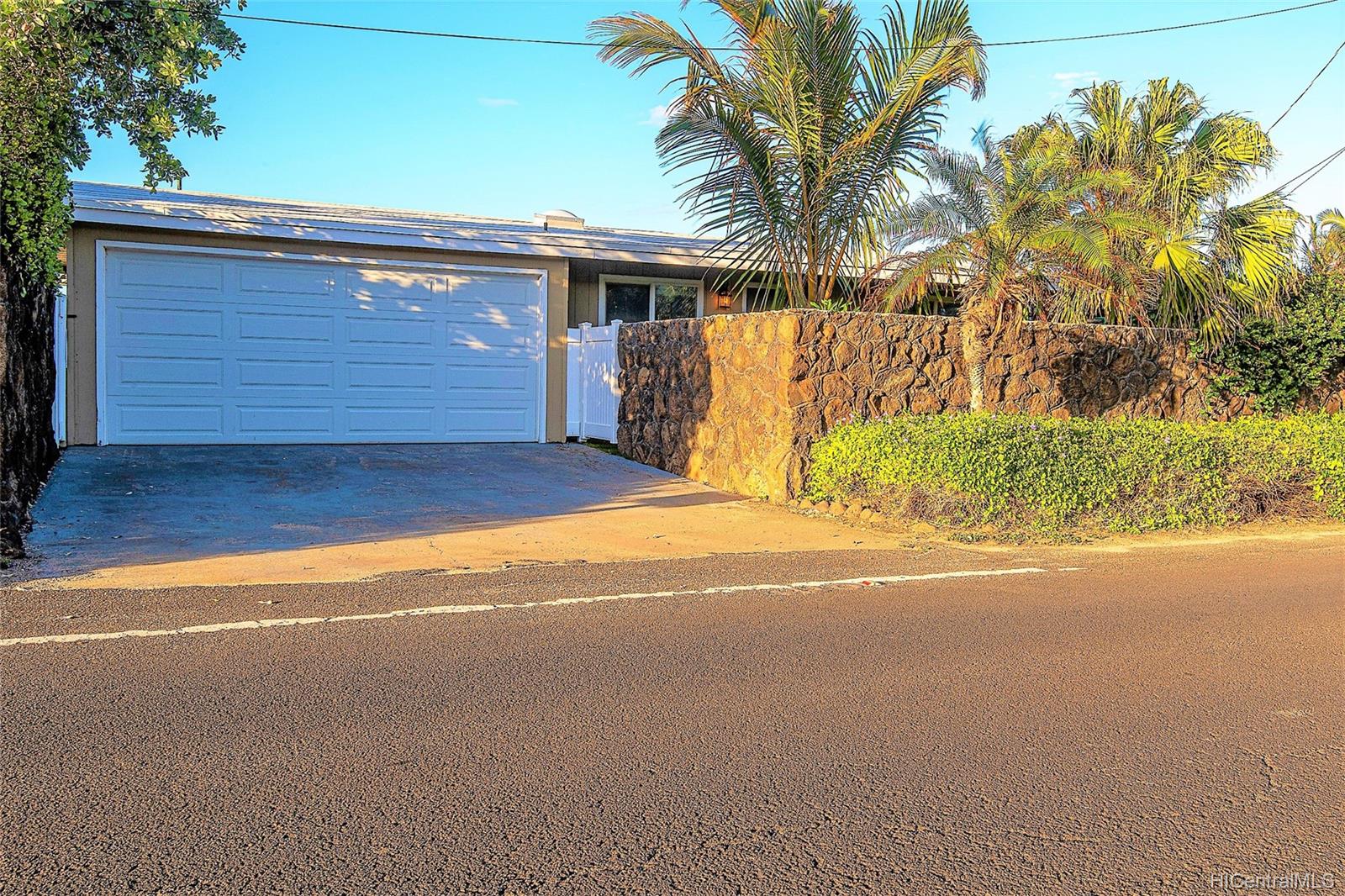68-697 Farrington Highway 68-697 Farrington Highway