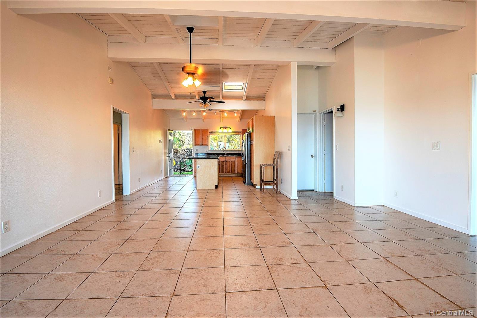 68-697 Farrington Highway