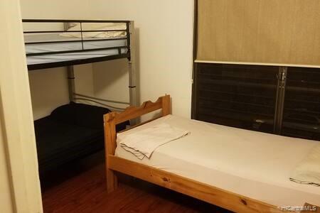 87-123 Helelua Street  Unit G202