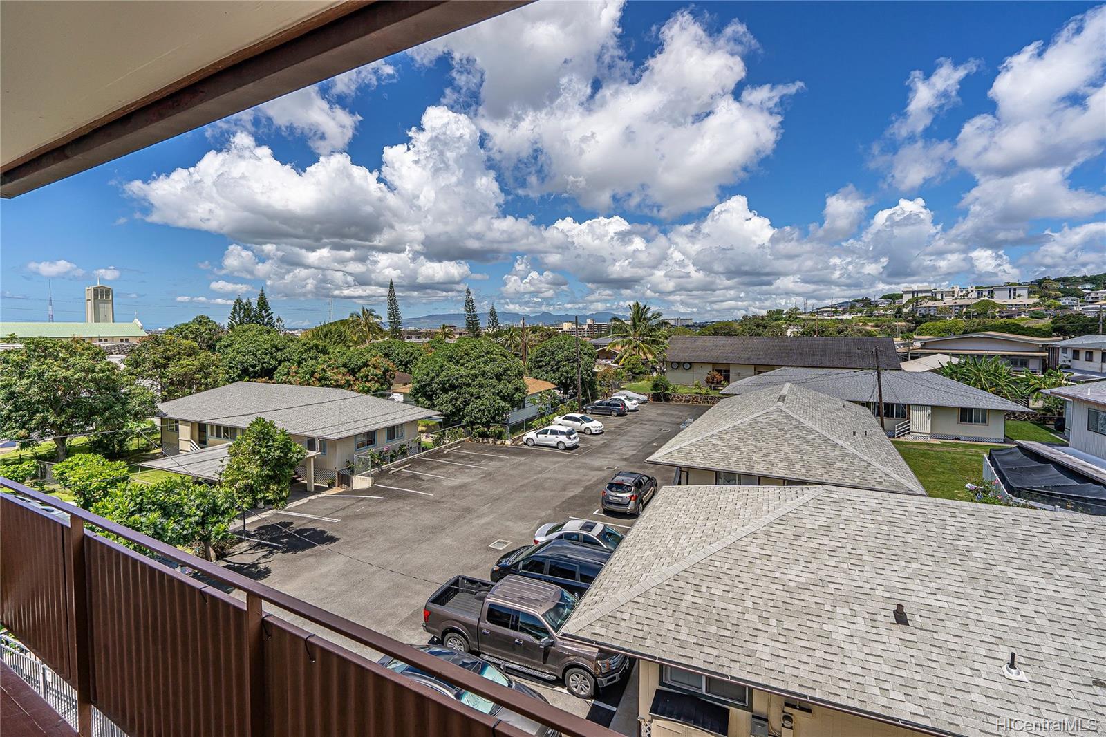 636 Nalanui Street  Unit 404